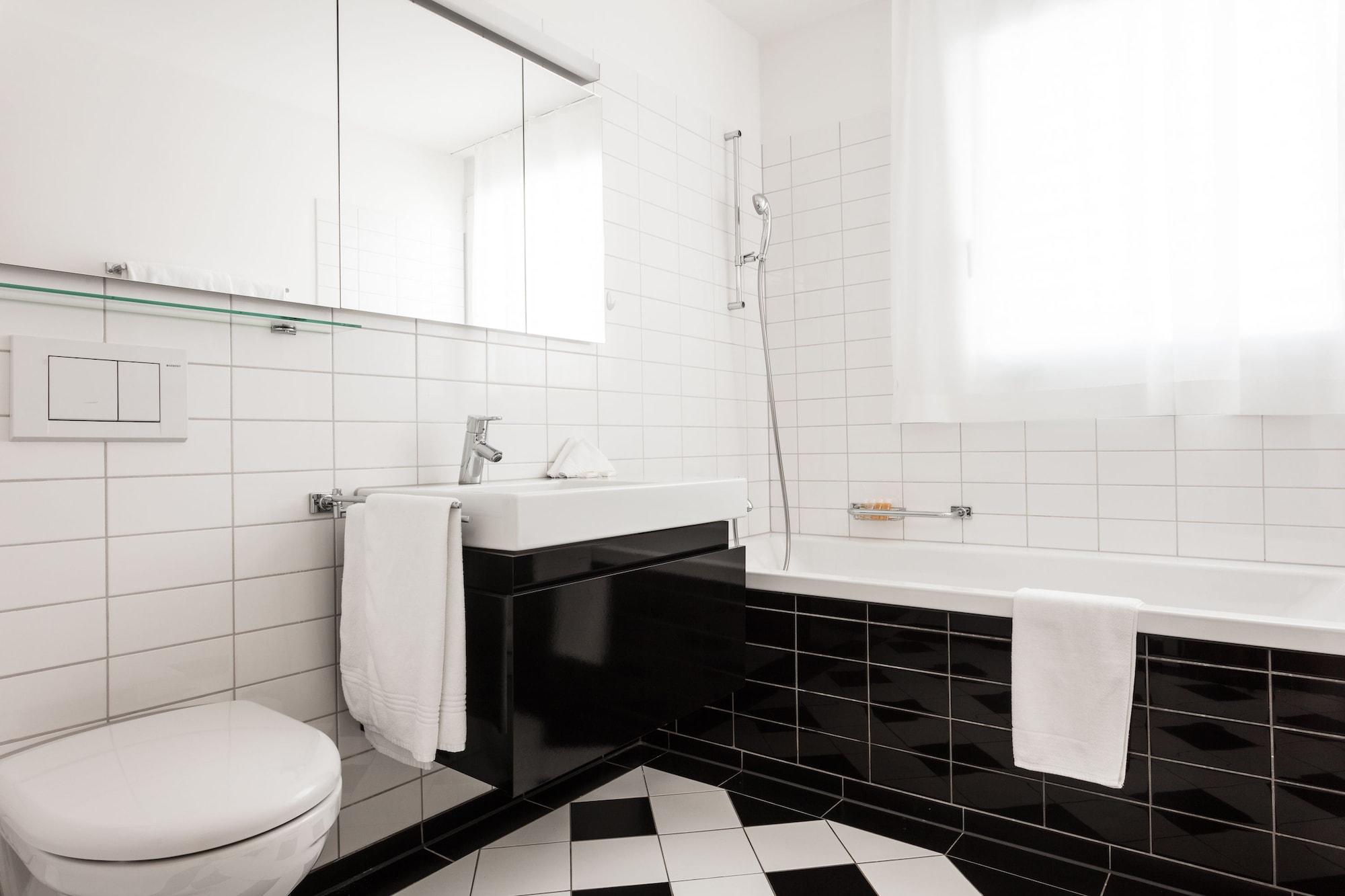 Ema House Serviced Apartments Seefeld ซูริก ภายนอก รูปภาพ