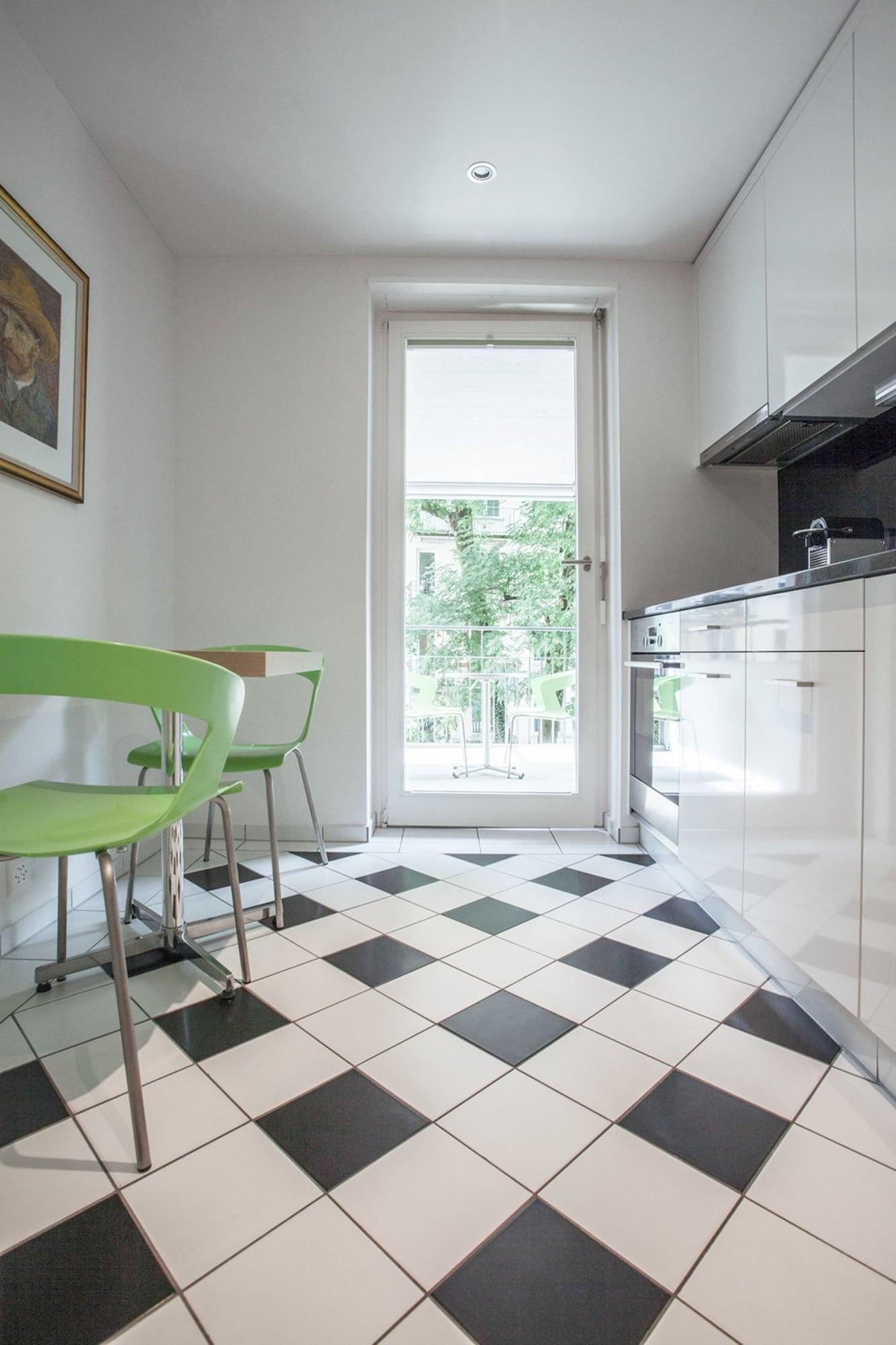 Ema House Serviced Apartments Seefeld ซูริก ภายนอก รูปภาพ