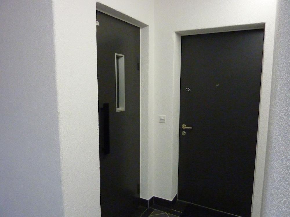 Ema House Serviced Apartments Seefeld ซูริก ภายนอก รูปภาพ